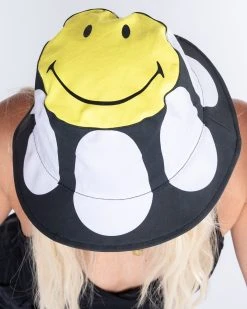 Flash Sale 😀 BY SAMII RYAN Smiley® On Top Bucket Hat ❤️